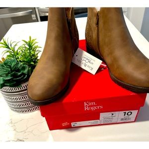 🧸NIB🧸Kim Roger’s Ankle Boots🧸10W🧸